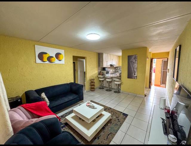 2 BEDROOM APARTMENT FOR SALE IN MONDEOR